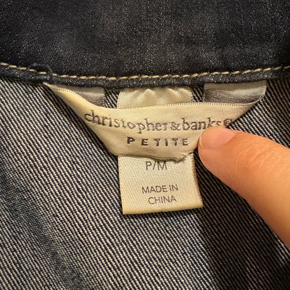 Women’s Christopher & Banks denim vest - Picture 4 of 6